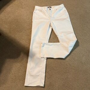 CHICOS Fabulously Slimming White Stretch Denim Jeans 0.5 S Short Size 4 6